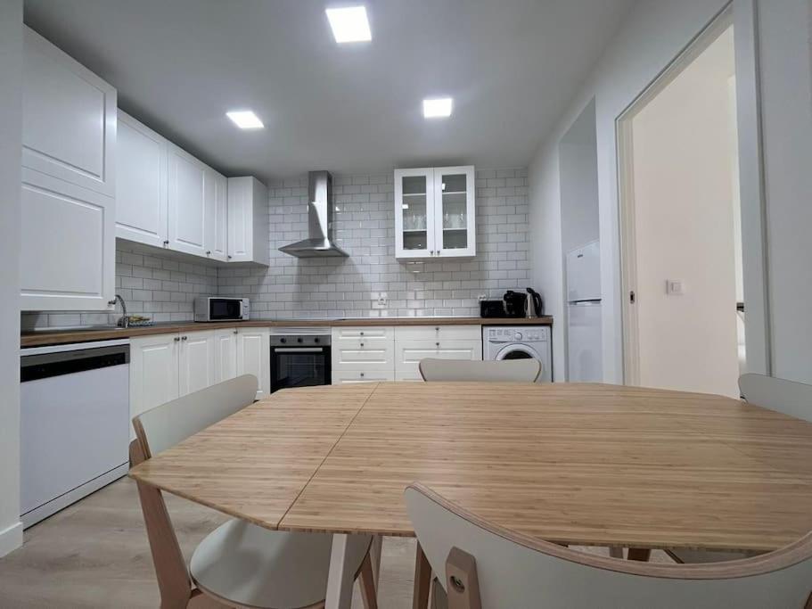 Large In - Boto Appartement *